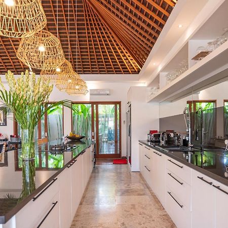 Villa Mimpi Nyata Canggu Extérieur photo