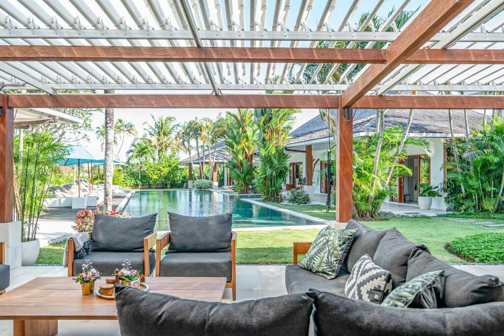 Villa Mimpi Nyata Canggu Extérieur photo