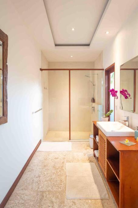 Villa Mimpi Nyata Canggu Extérieur photo