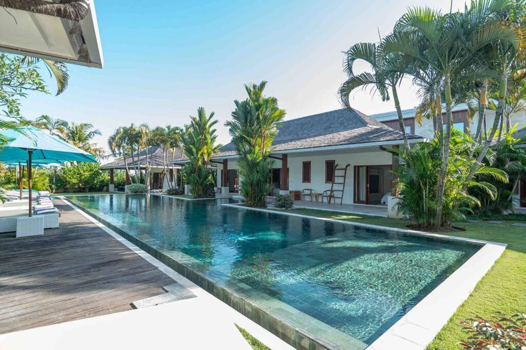 Villa Mimpi Nyata Canggu Extérieur photo
